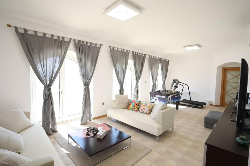 Villa Sea Breeze Sweimeh 外观 照片