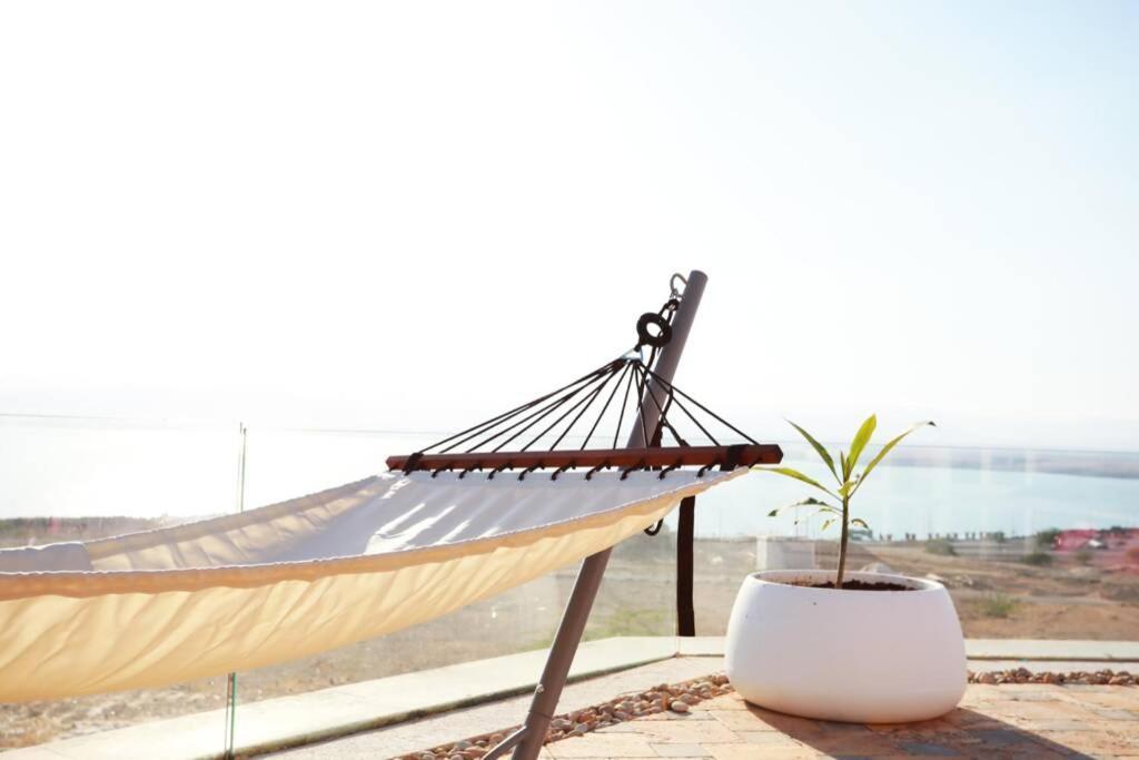Villa Sea Breeze Sweimeh 外观 照片