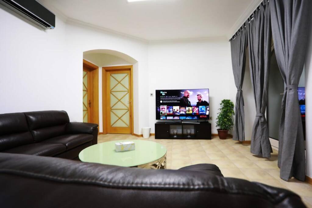 Villa Sea Breeze Sweimeh 外观 照片